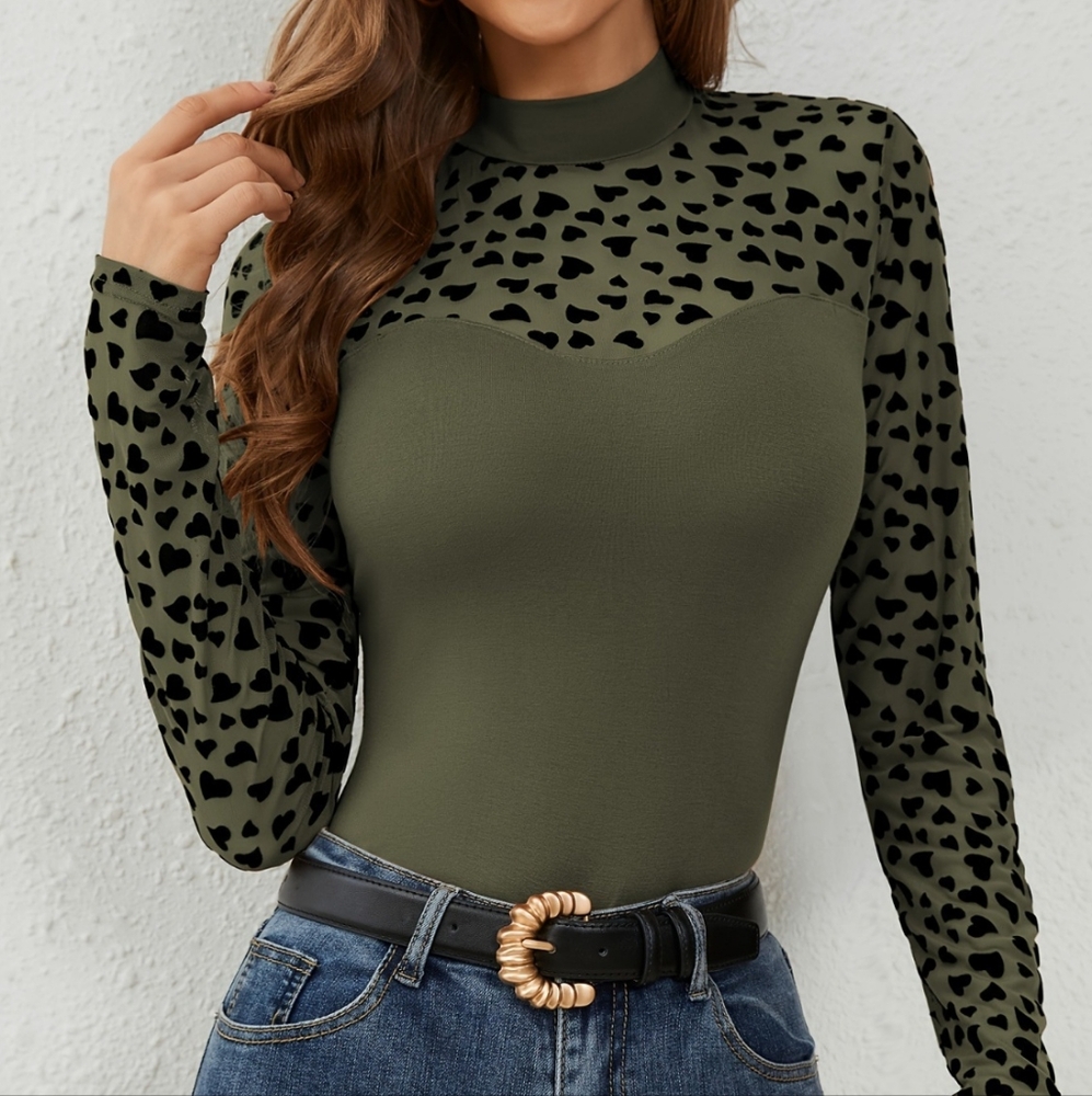 Love in Layers Tee - Moss
